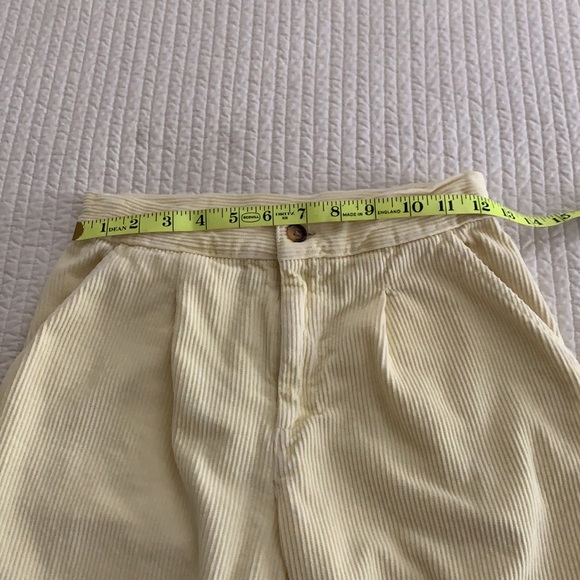 🎉 BOGO! 2/$12! Urban Outfitters Urban Renewal Cordoruys - Picture 7 of 10